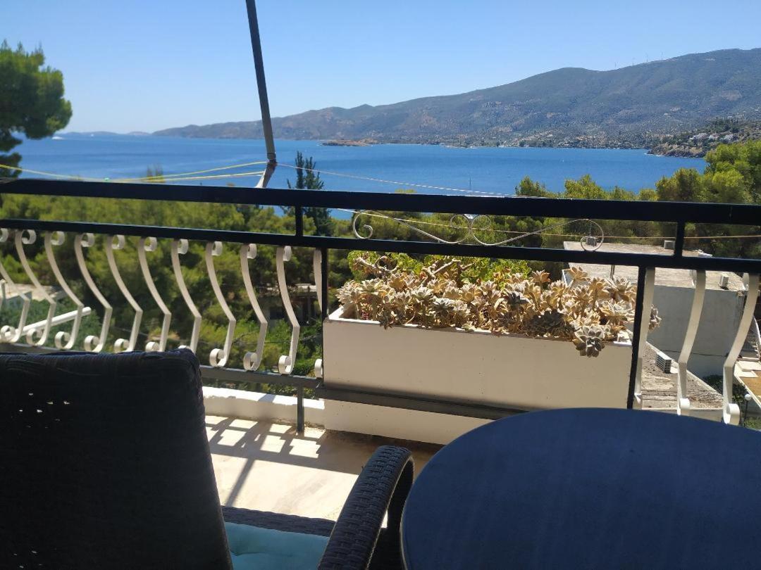 Poros Town Lions 2 Studios & Apartments, Poros Island. מראה חיצוני תמונה