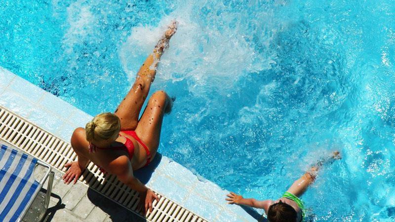 Poros Town Lions 2 Studios & Apartments, Poros Island. מראה חיצוני תמונה
